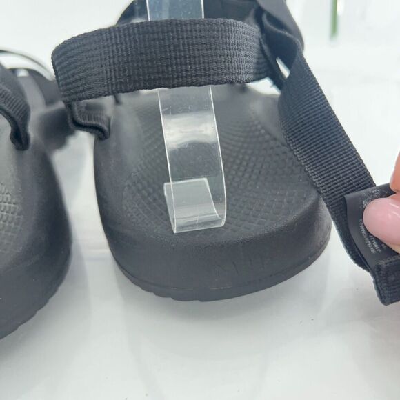 Chaco Men's Z/2 Sandal Size 11 Black Adjustable Toe Loop Outdoor Sport Shoe - Picture 9 of 15